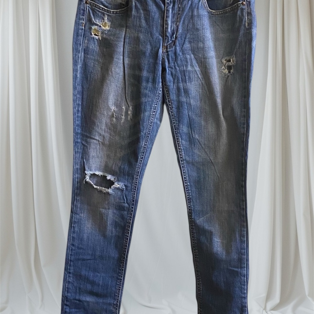 Distressed Skinny Blue Jeans
#N106